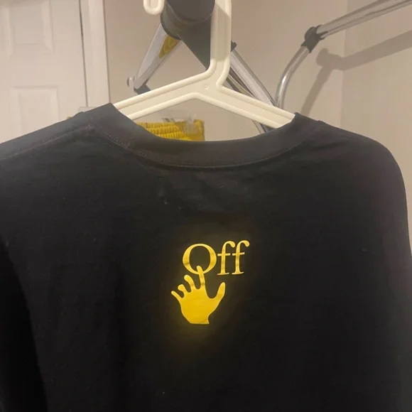 Offwhite T-shirt - Picture 3 of 5